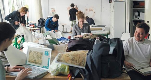 psl_univ's tweet photo. Au sein de PSL, la Grande École de #mode et matière Paris ouvre ses portes en septembre 2016 https://t.co/g5RoQMRvBF https://t.co/dD0FiY30ap