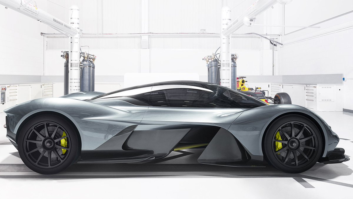 Carfection's tweet photo. The AM-RB 001 Hypercar has been unveiled by @astonmartin and @redbullracing. 1:1 power ratio, N/A V12. You like? https://t.co/Lf0KZNw9RS