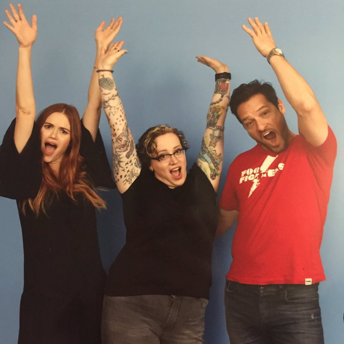 LolMdrr___'s tweet photo. π· | Photos de la #howlercon2016 le week end dernier. https://t.co/GH4EgxWIhN