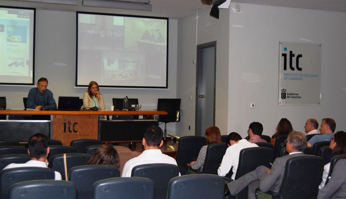 Favoreciendo la movilidad sostenible en Canarias👉Plataforma de Impulso al #VehículoEléctrico bit.ly/29kdrI9