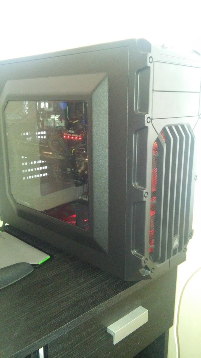 StProGaming's tweet image. New rig @ASUS_ROGUK. @Corsair