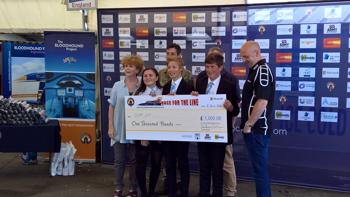 lee_stott's tweet photo. 1st Place Littlehampton - Slim Jim winners of @BLOODHOUND_Edu @MicrosoftUK #microbit #rocketcar challenge https://t.co/NPrcNS2f3a