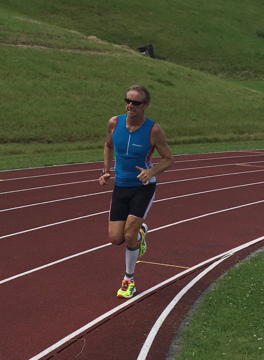 15 x 800 meters, I'm loving it! Final weeks until @IronmanZurich with <a href="/MYsportch/">MY sport</a>