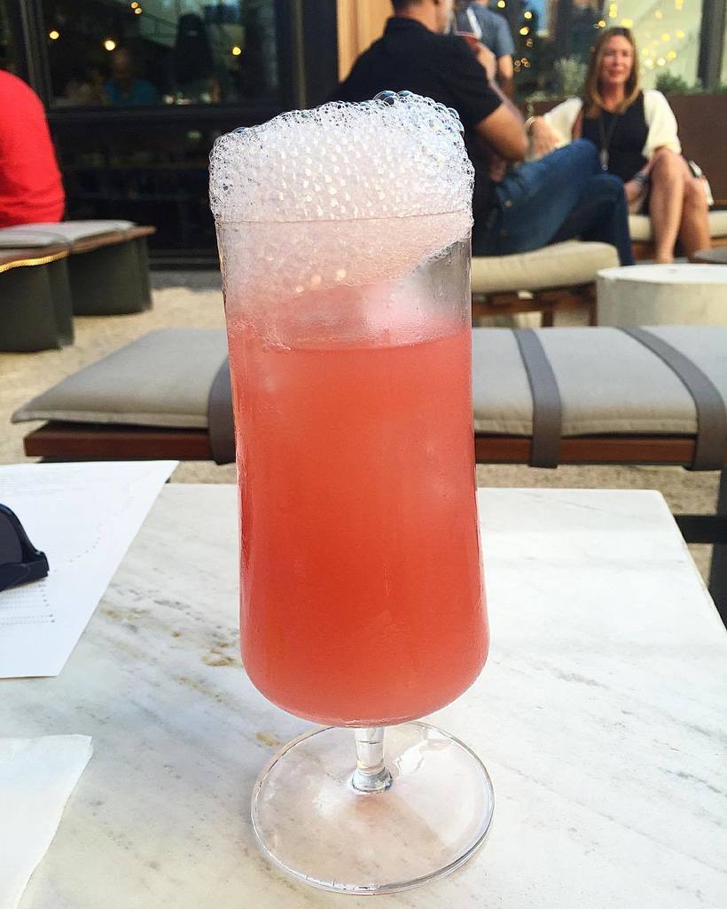 TheDiningDolls's tweet photo. Cheers🍹to the end of an amazing holiday weekend!!🇺🇸🎊 @otiumla
#july4th #LA #DTLA #craftco… https://t.co/WVItsXnGh6 https://t.co/zIWeKjWbqK