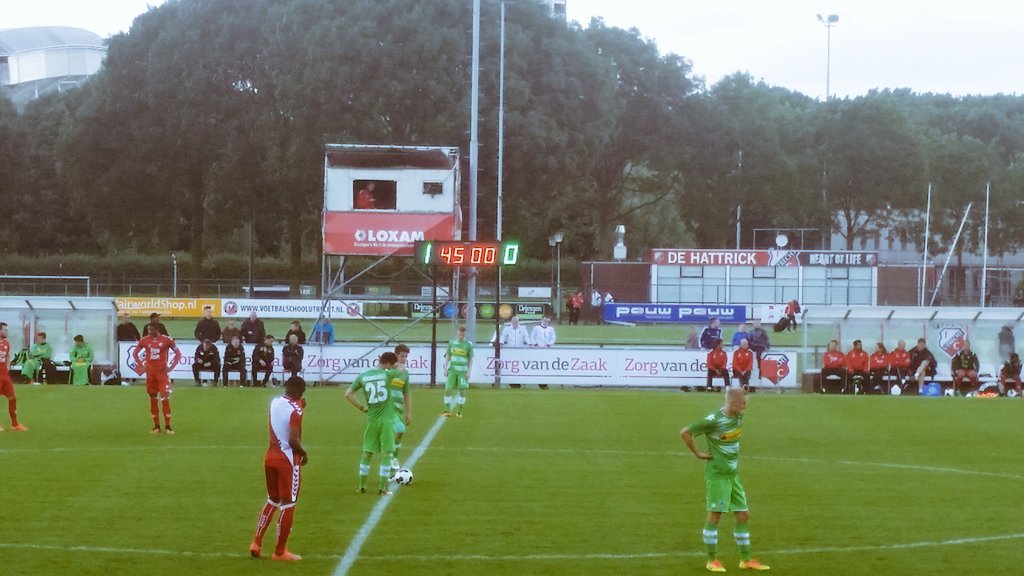 EricRoeske's tweet photo. Toch nog een doelpunt! Gyrano Kerk scoort voor FC Utrecht in de 89ste minuut! 1-0 ❤ #utrbor https://t.co/Pm2AQ6yufI