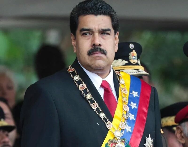 DavidCrosbyR's tweet photo. #A40MesesDeTuSiembraComandante y 205 años de independencia somos lealtad disciplina y  organización CHAVEZ VIVE!!! https://t.co/oB4ID3P71x