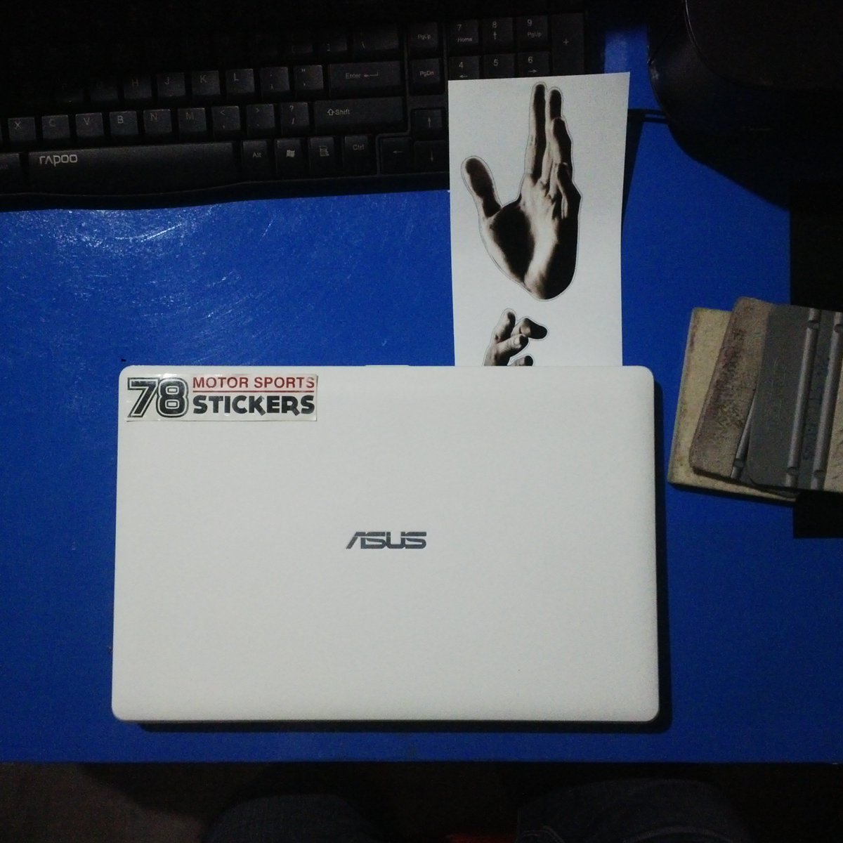 78Stickers's tweet image. Wrap Side Mirror &amp;amp; Laptop