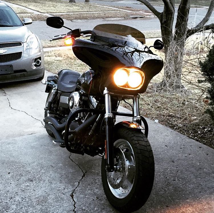 memshades's tweet photo. @freedomrider556 #FatBob #Dyna #FXDF #FatBobBagger #BatwingFairing https://t.co/aAC3hC2wRx