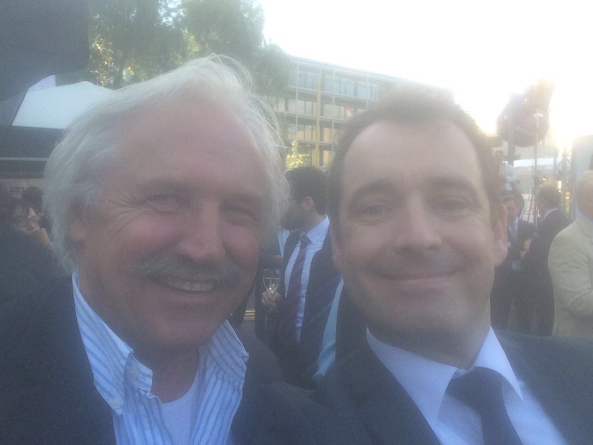 Jansensvens's tweet photo. Beim #Hessen-Fest mit Dragoslav #Stepanovic: #Lebbe geht weider https://t.co/vWFHdub2w5
