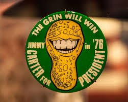 APIC_USA's tweet image. "Who are you wearing?" Overheard at #ButtonCon2016 is in #HBG @HiltonHbg bit.ly/296mSq0 #antiques