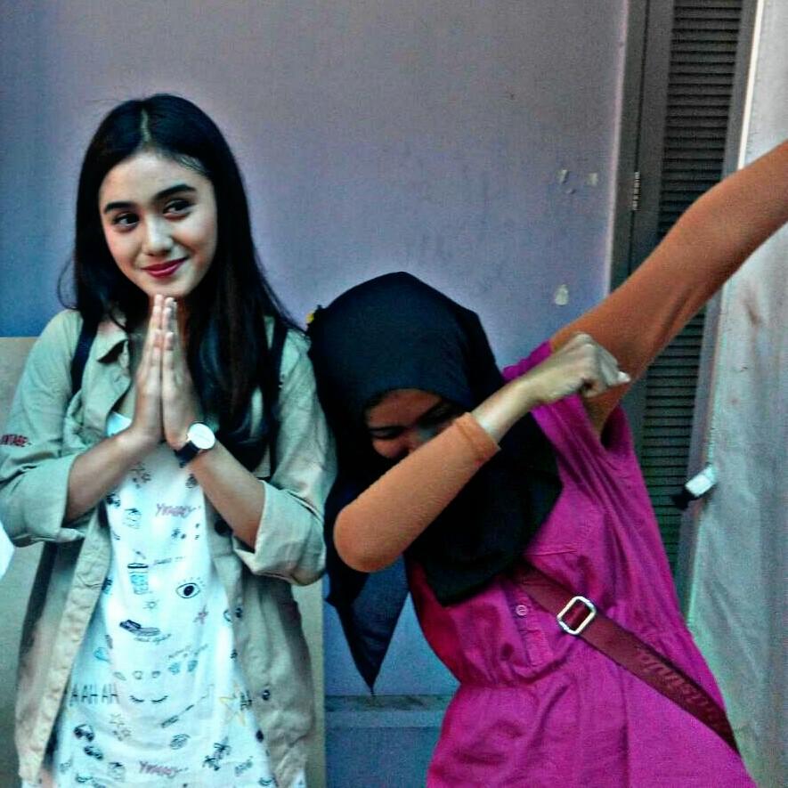 ZulfAddict's tweet photo. Admin minta maaf atas segala kesalahan admin baik yg di sengaja ataupun tidak disengaja ya ZA✌ @Zulfamputri 😘😘😘💞💋 https://t.co/VhWnQuZozy