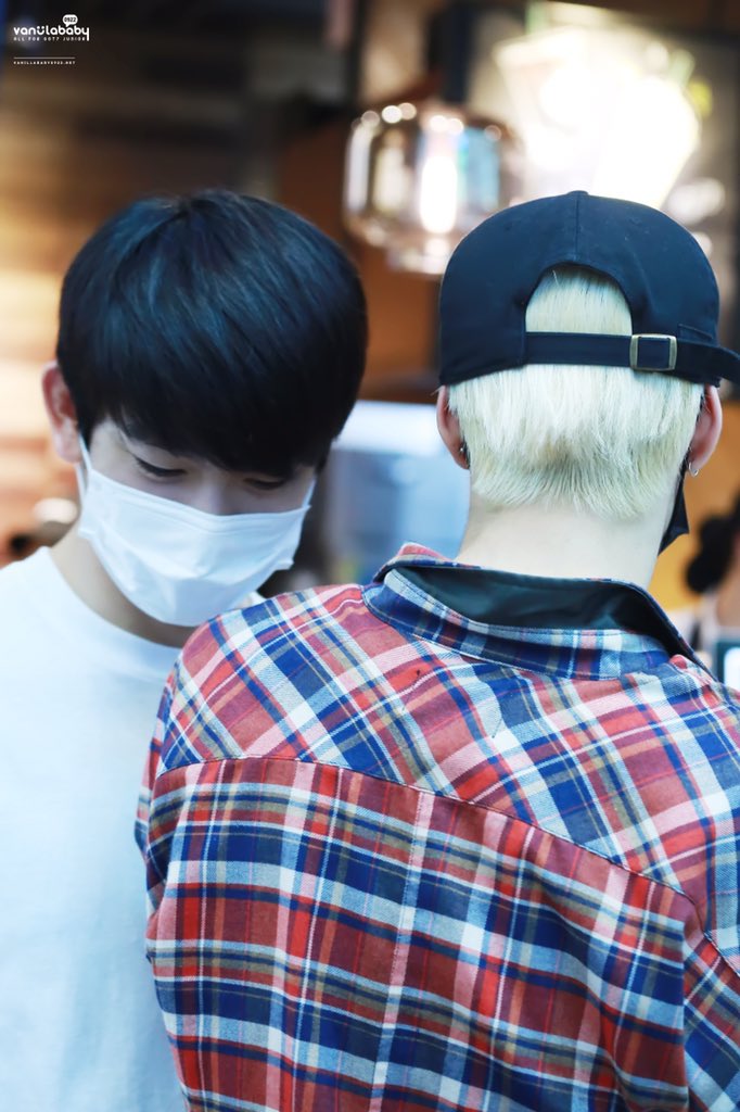 vanillababy0922's tweet photo. 160608 ICN #GOT7 #갓세븐 #MarkNior #MarkJin #맠녕 😊😊😊 https://t.co/rKislbY6vl