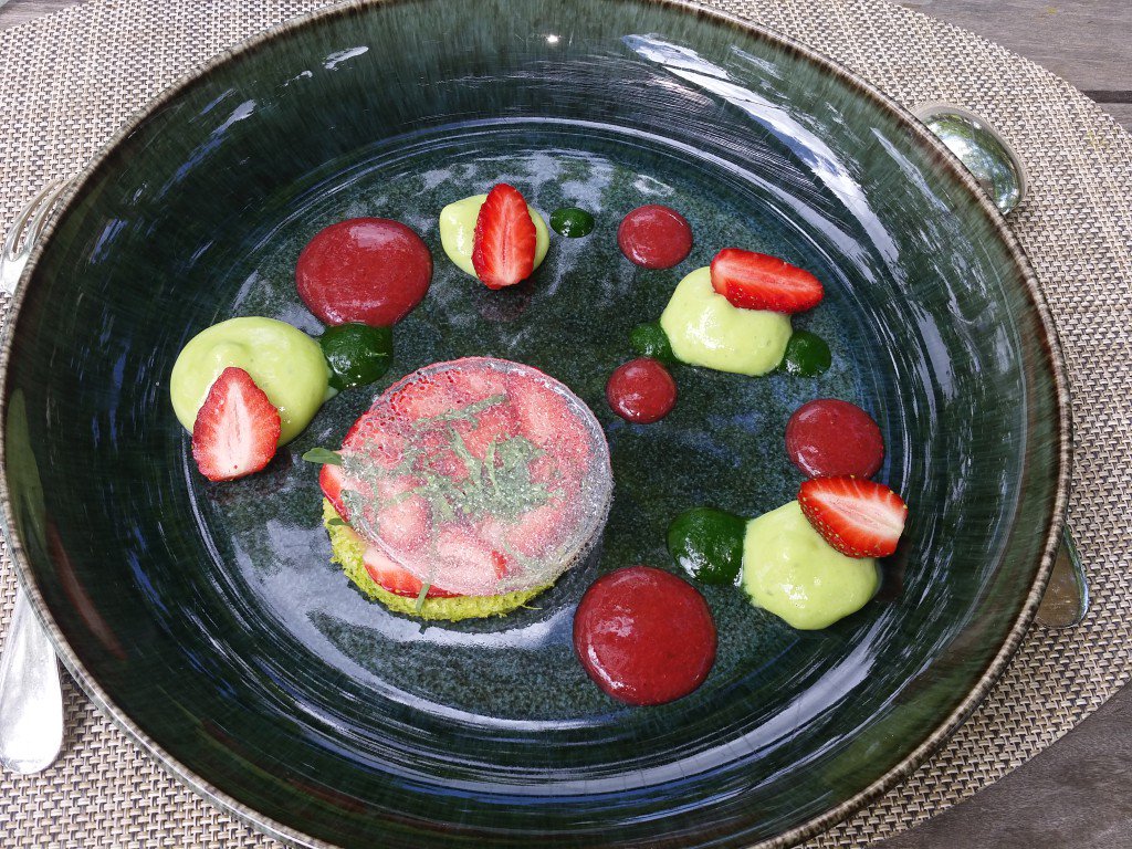 Gourmicom's tweet photo. Mon coup de coeur gourmand : la Chassagnette #restaurant #arles #provence https://t.co/TP4eoMyKE2 #gastronomie https://t.co/PN4c3fU3LL