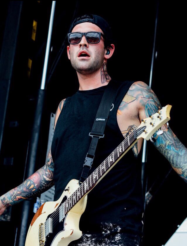 JackFowlerGifs's tweet photo. #warpedtour2016 https://t.co/8rOT6b7mXR