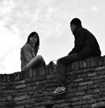 ولقائي بكِ بالأمس كان قطعة خيال وردية !