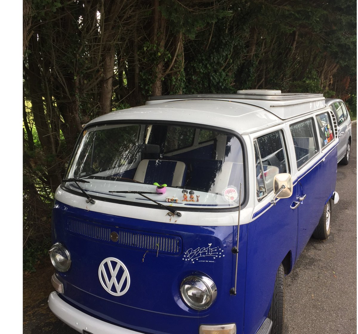 evsvaleting's tweet photo. @Heritage_Autos Dorchester-#Evsvaleting giving the classics lots of TLC https://t.co/gyapcQtaKT