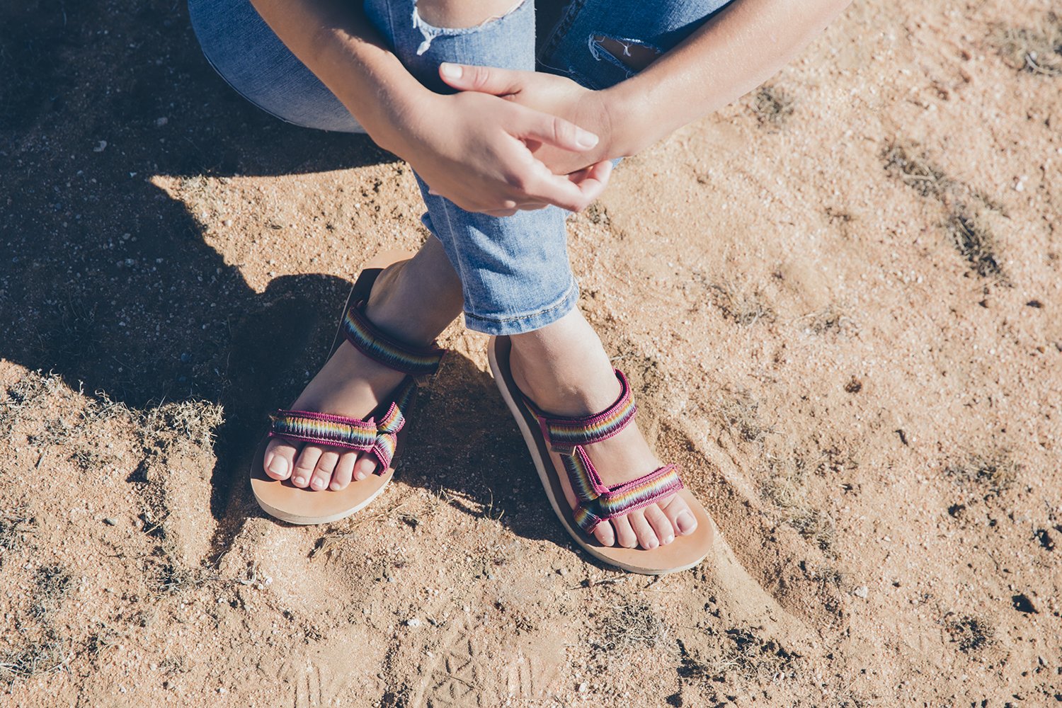 Teva on X Our take on the double rainbow The Universal Slide Ombre with an artful spectrum of color https t Q6AwZa8bJp https t j4Rzhz59Ra X