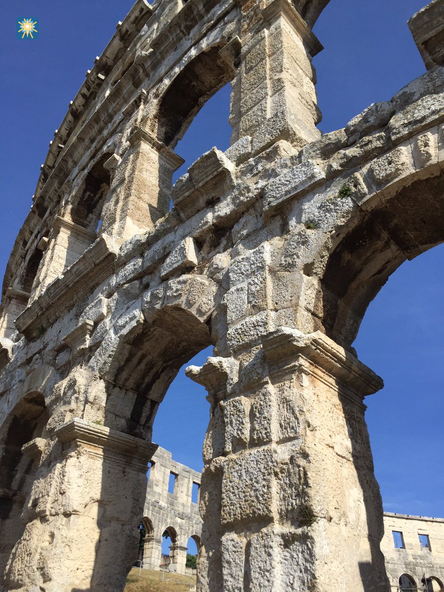 KenHerron's tweet photo. DYK? The world's biggest open-air #movietheater opens #Saturday night here in #Pula! 📽 #Coliseum #ShareIstria https://t.co/53Pn8ZcnvC