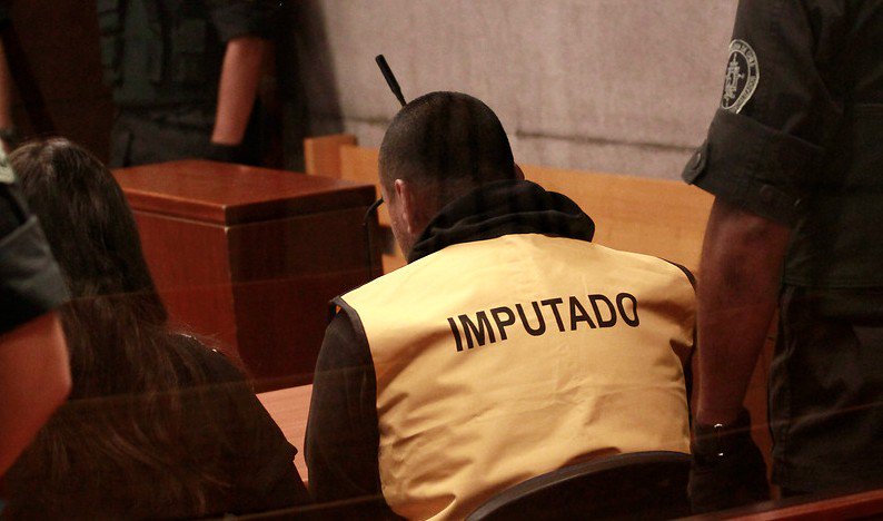 entre este y los del congreso hay dos letritas de diferencia...