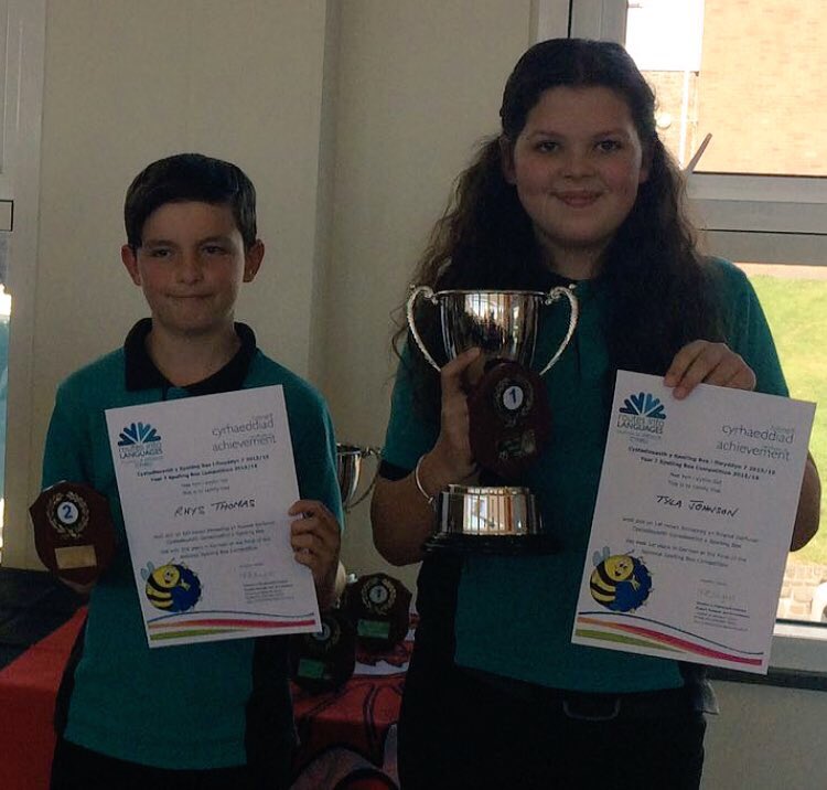 ITM_BroEdern's tweet photo. Congratulations! Welsh Spelling Bee #German winners 1st Tyla 2nd Rhys #welshbee https://t.co/GJttXmoorn