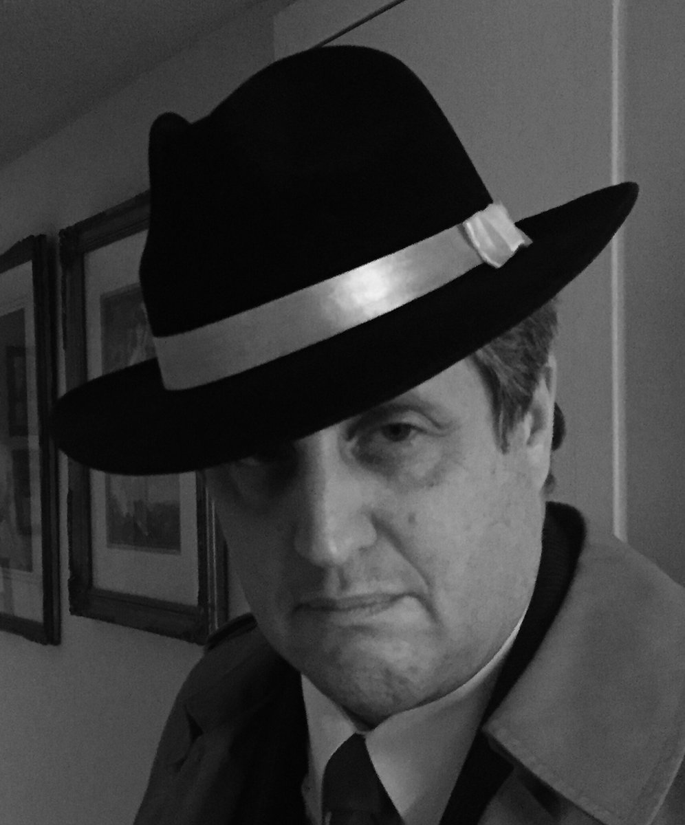 DevilsALie_Film's tweet photo. @WeekleyJeff the #Star of #DevilsALie #film #filmproduction #SupportIndieFilm #filmnoir #film #indie #crowdfunding https://t.co/3jSFyQDO3t