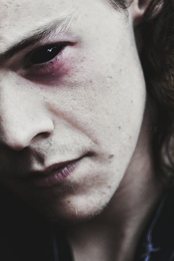 New rp/fl account,but not new to rp. 
Currently single and descriptive. 
Give me a RT,please?