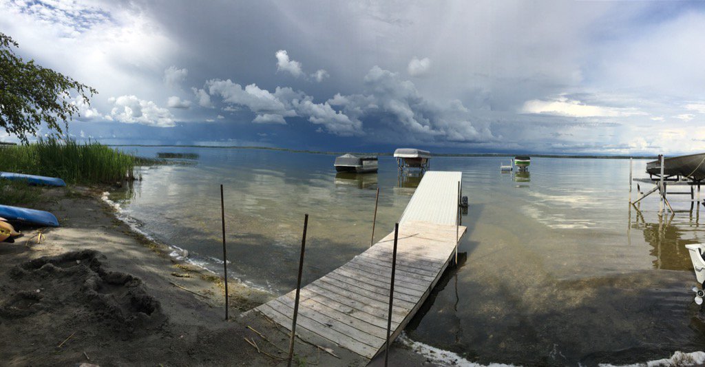 MichelleMorri33's tweet image. When the lake is like glass and Mother Nature won't let you enjoy it! #anotherstorm #wheresthesun