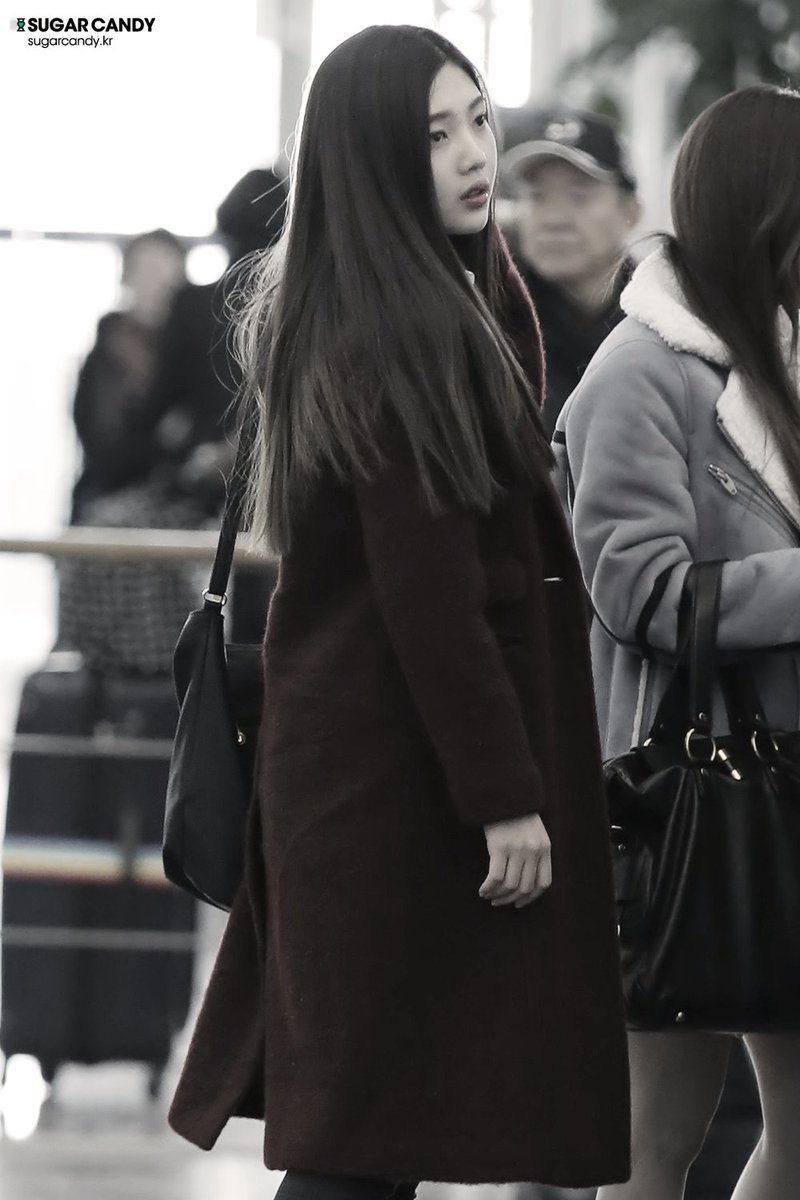 dear_joy_b's tweet photo. 어쨌든 나는 너를 사랑해. 너는 내 몸 전체에 박혔어. 그리고 이건 너와 상관없는 일일거야, 아마.

김혜순, 겨울 나무 https://t.co/P3s4fzsuqP