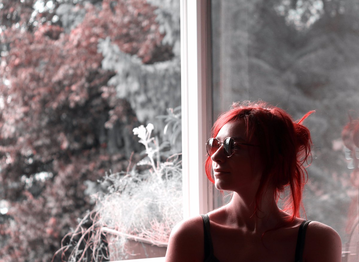 mcocoaries's tweet image. I love it when I have just dyed my hair. The red is shiny and so refreshing, I just love it! #redhead #cocoaries