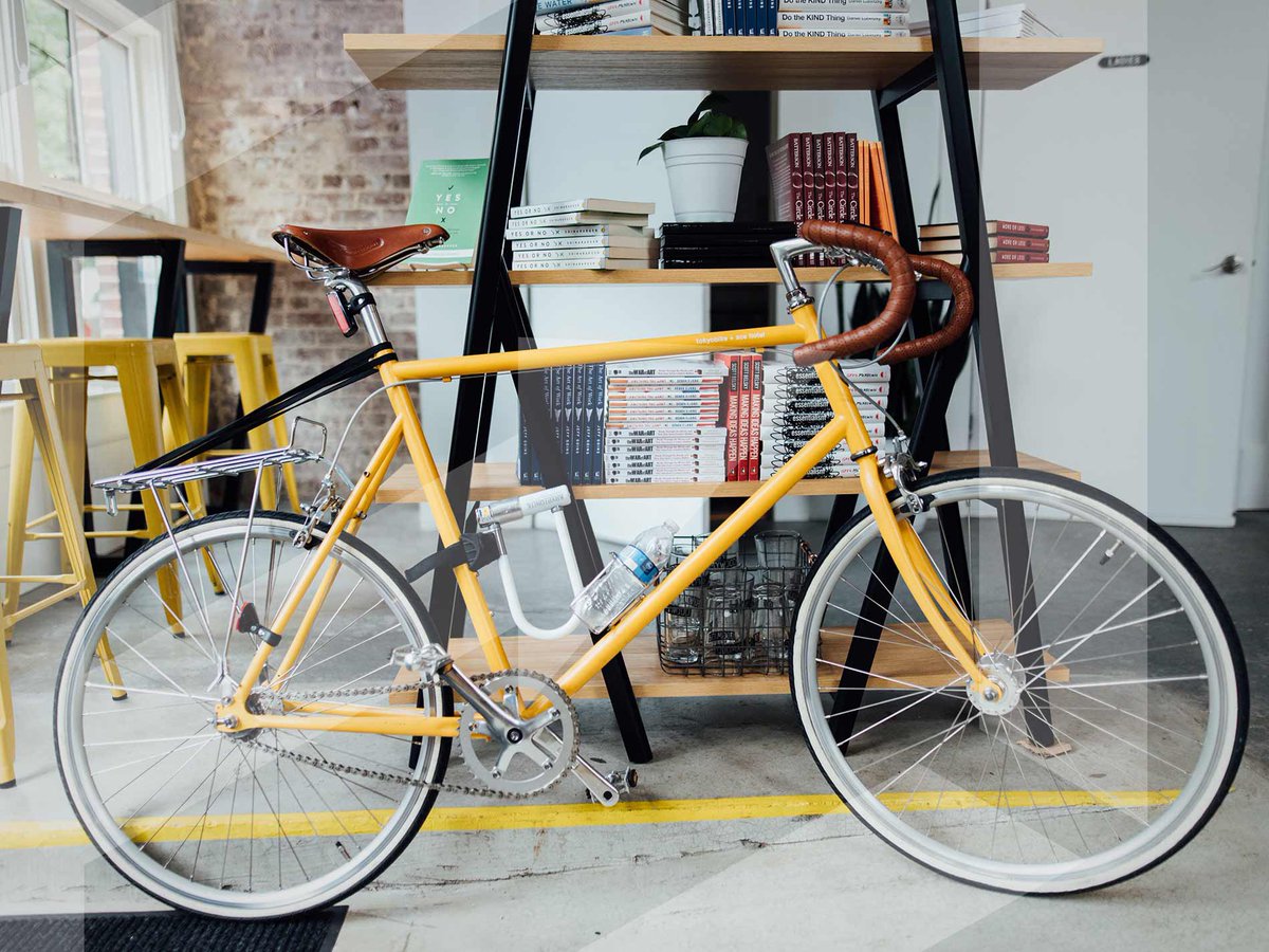 Brothers_Moving's tweet photo. Here's some #BrotherlyAdvice on how to #Move your #Bicycle! #MetroVan #MovingCompanies https://t.co/4SXOzgwfzb https://t.co/RrOlD2opbO