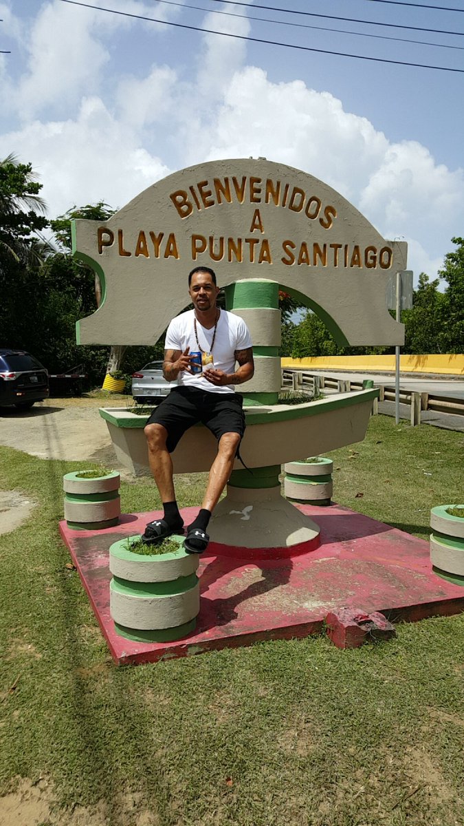felixmoret's tweet photo. #ricanboyflex #plrecords in #puertorico https://t.co/Plu411Y2hJ