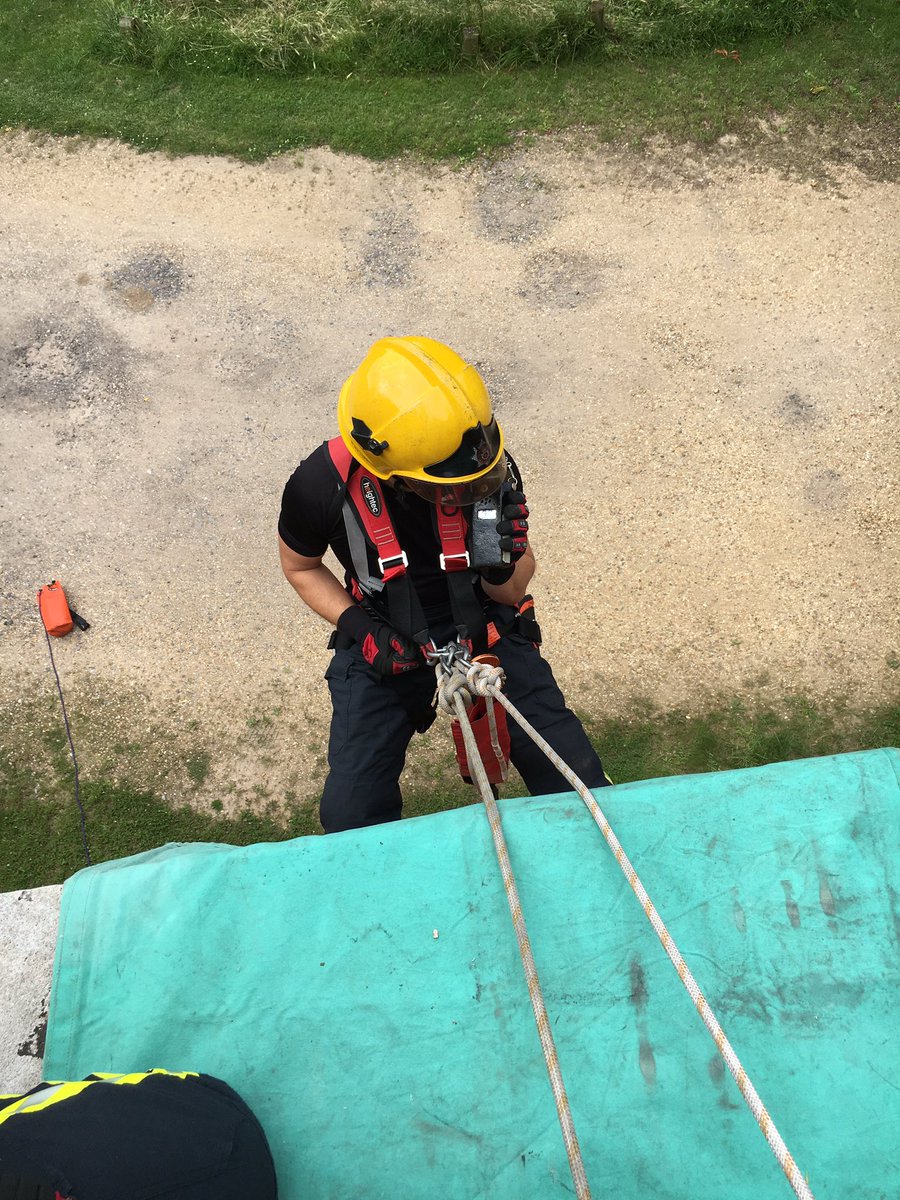 Cosham23's tweet image. Green Watch SWAH training this morning at Hilsea Lines. #notjustfires #operationaleffectiveness