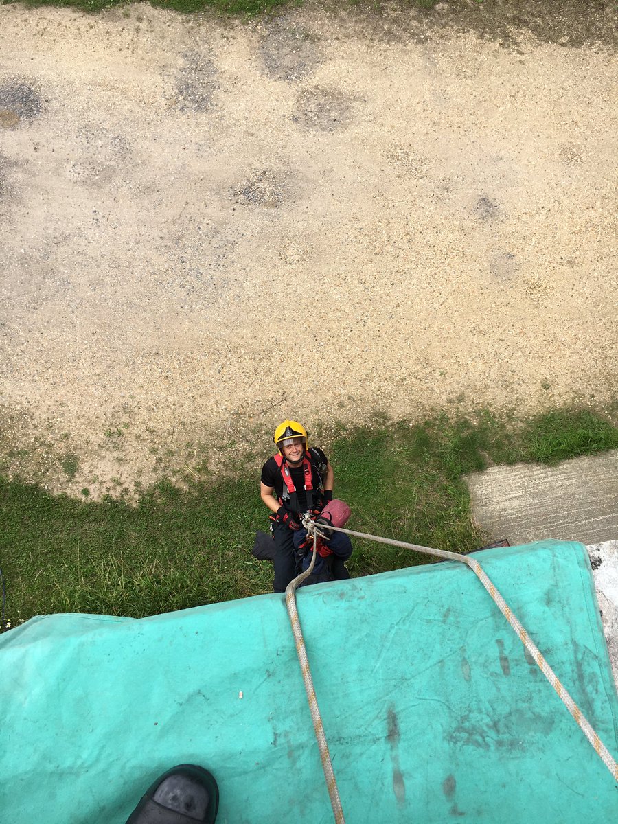 Cosham23's tweet image. Green Watch SWAH training this morning at Hilsea Lines. #notjustfires #operationaleffectiveness