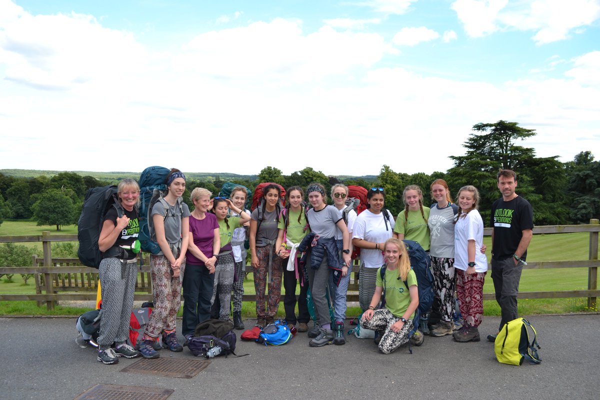 FarnboroughHill's tweet photo. This year's sixth form expedition to Southern India are on their way! Have an amazing time! https://t.co/NkgvDs3dsG