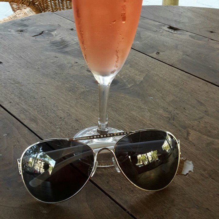 cerjoSwiss's tweet photo. Relaxing with a glass of #champagne 🍸 #Barcelona #Holidays #Sun #Sunglasses #cerjo #lunett… https://t.co/2BNdpqxoP2 https://t.co/0NwI0iRcvQ