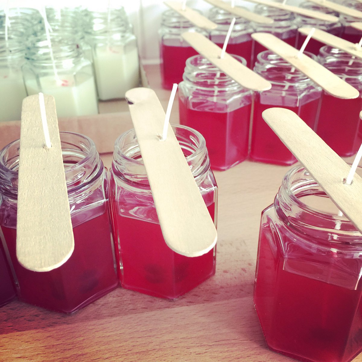 CallowDesigns's tweet image. #new #natural #soywax #candles #homemade #comingsoon @CallowDesigns @EtsyUK #ATEtsyRT #atsocialmediart #etsychaching