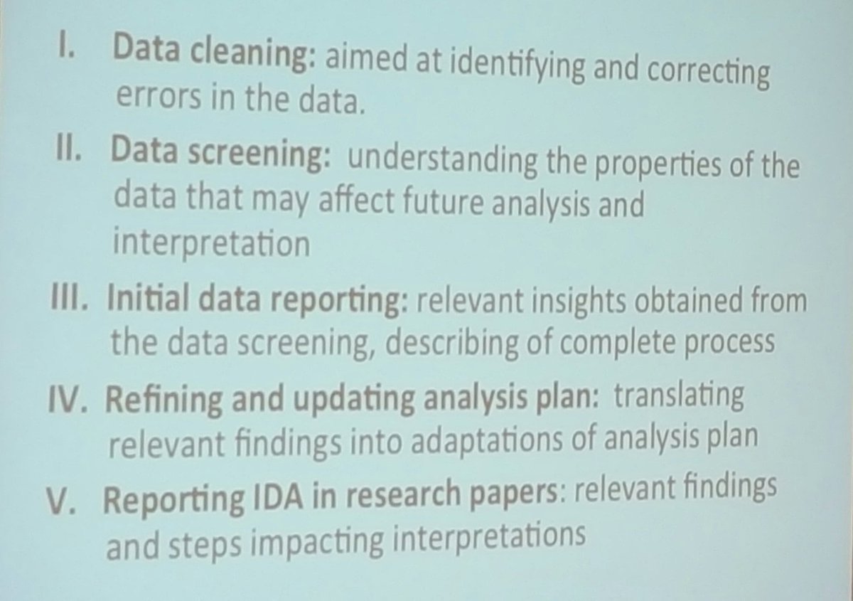 statacake's tweet photo. 5 steps of initial data analysis (often a rushed/underestimated part of analysis, imo) by @MHuebnerPhD #stratosi https://t.co/xcPutMs1RR