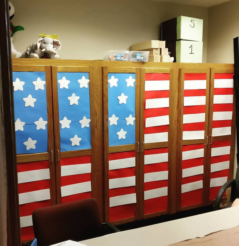 psheneghan's tweet photo. Landis Desk. @housingfsu #csummerdifferently #summeratfsu https://t.co/2k3LZnRG2x https://t.co/U8dXEiszEu