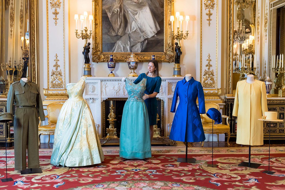 BritishVogue's tweet photo. DON'T MISS: The Queen's dresses go on display: https://t.co/Mf7HpFXyhQ https://t.co/Yqji7m0mYN