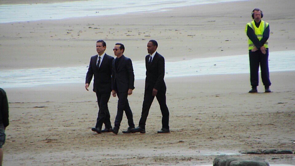 TailoredDevil's tweet photo. I'M BACK BITCHES!!!
In a new suit and everything! #Setlock https://t.co/ocox2HcF4k