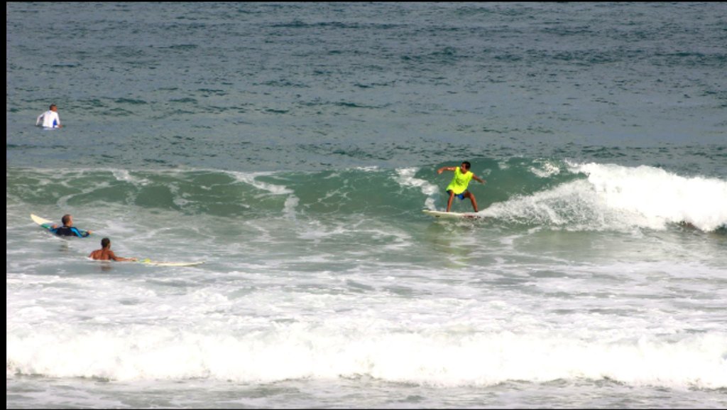 DanielHeleli's tweet photo. 🏄🏄🏄 https://t.co/LLUtECzlIA