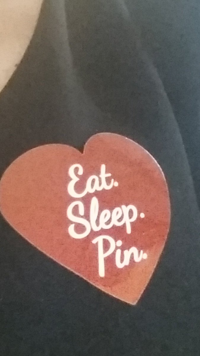 _enjoy_girl's tweet image. @Pinterest c'est 100 millions de users dans le monde, le 1er #Reseau du #shopping ! #ModeDigitale #CM