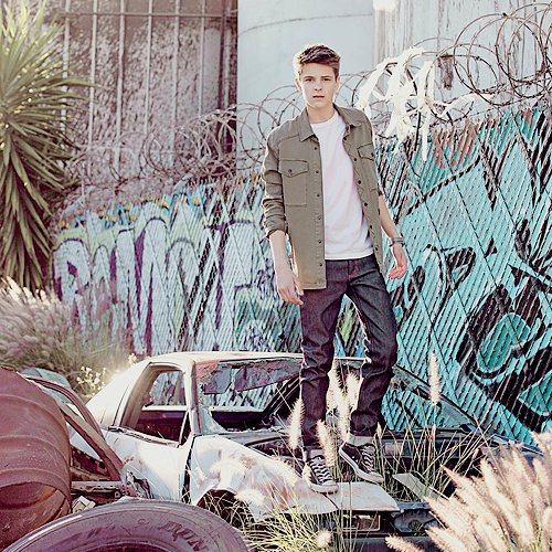 rtactors's tweet image. corey fogelmanis | august 13, 1999