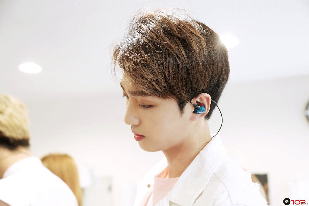 UP10TIONArg's tweet photo. ⌠Fancafe⌡Actualización '10TION NOTE' #UP10TION - #300DaysWithUP10TION 🎉 (4/5) https://t.co/vchHGrvLlb