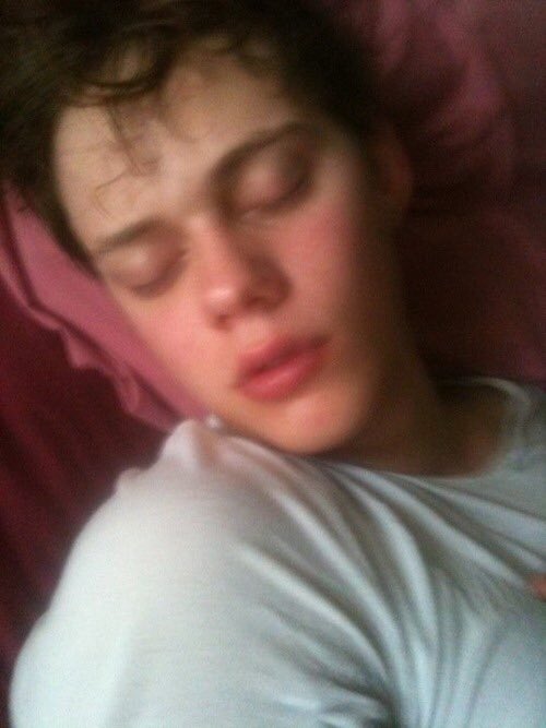 randomarchive's tweet image. 