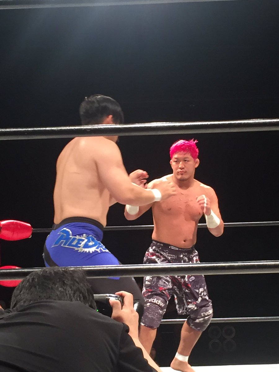 ryujyu0164's tweet photo. 佐藤くんVS竹田さん #DRIZE #bjw #ajpw https://t.co/fw6OduxN2x