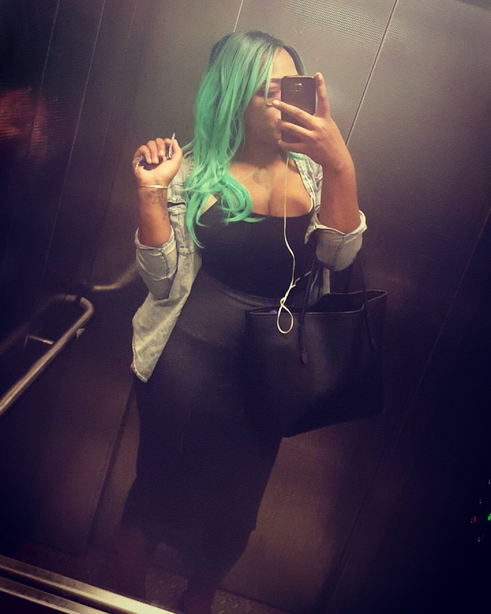 TeeTeeBaby6's tweet photo. https://t.co/Z2mTnr7uz6