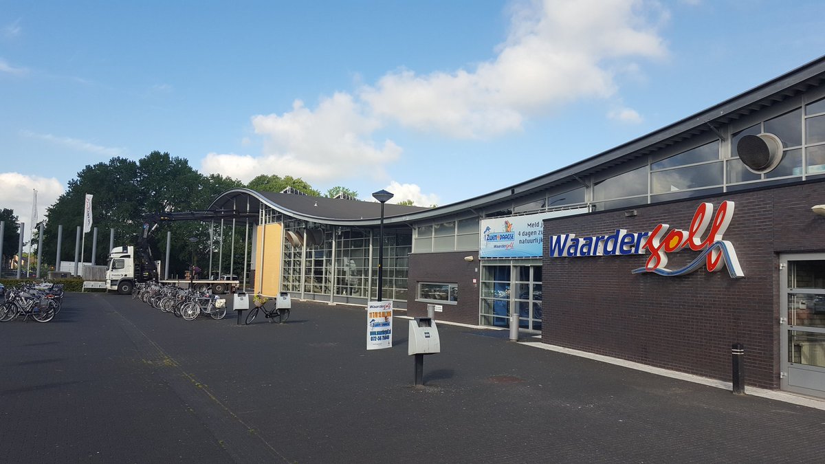 HedzervdH's tweet photo. We zijn gestart met het vervangen van de regeltechniek. #Heerhugowaard #Waardergolf #PrivablueID https://t.co/GbSqMzbi2R