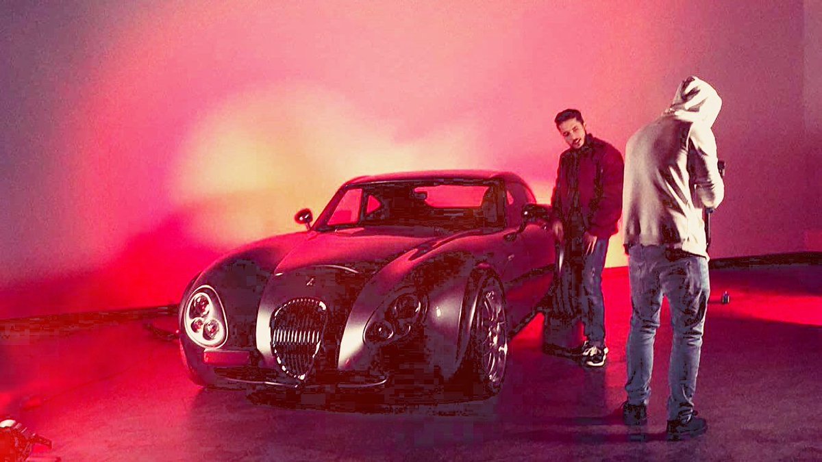 DstrictFilms's tweet image. Nachtschicht einlegen mit @OfficialEkbi ! 🚘 #videoshoot #videoproduction