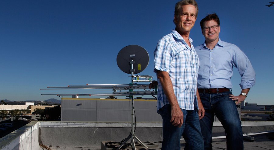 jbruin's tweet photo. Ever wonder why you can't stream local channels? Read my Sun A1 story on #tvneutrality https://t.co/sPdfcTDVse https://t.co/NIi1eDTVDq